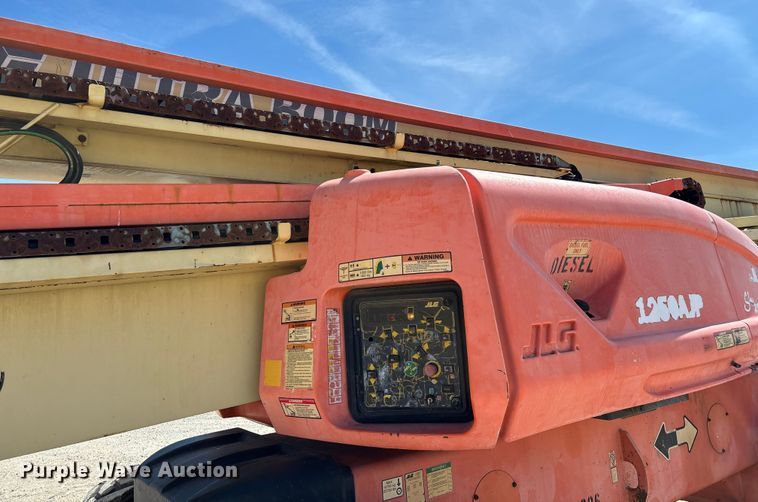 image for item EN5581 JLG 1250AJP boom lift