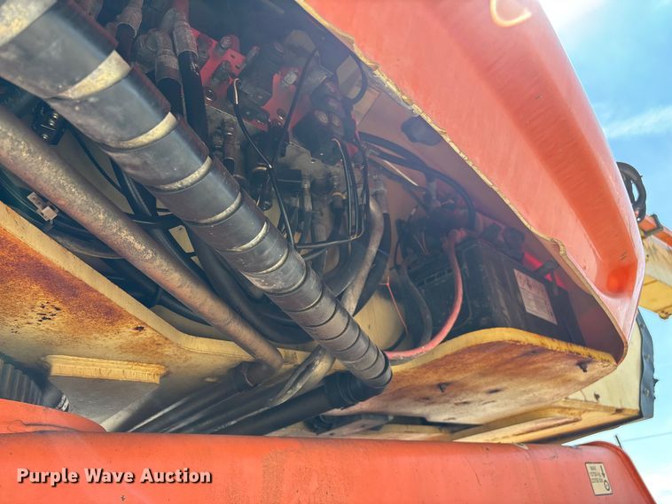 image for item EN5581 JLG 1250AJP boom lift