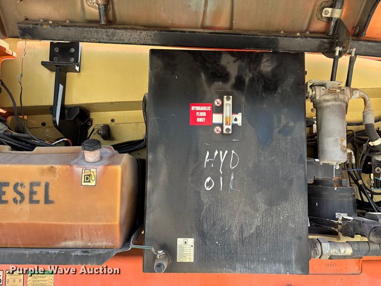 image for item EN5581 JLG 1250AJP boom lift