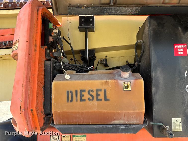 image for item EN5581 JLG 1250AJP boom lift