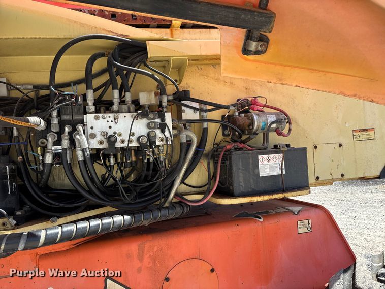 image for item EN5581 JLG 1250AJP boom lift