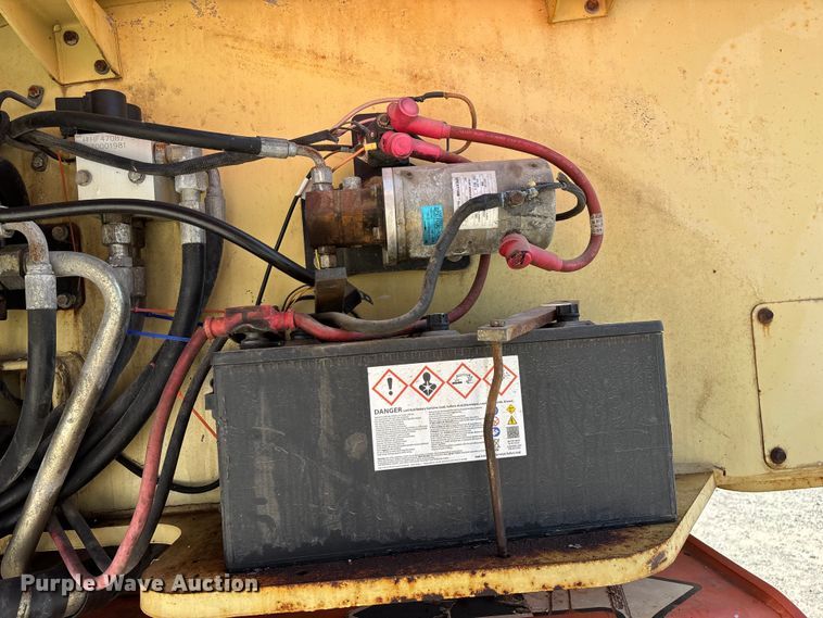 image for item EN5581 JLG 1250AJP boom lift