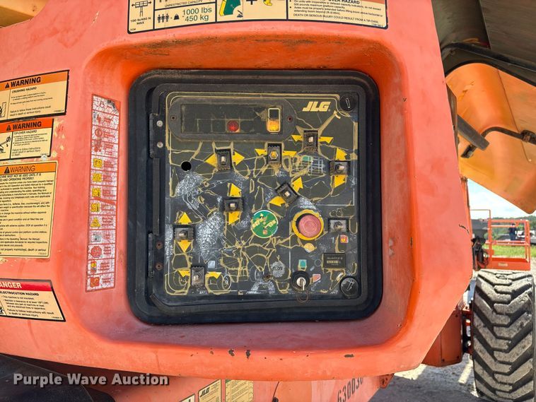 image for item EN5581 JLG 1250AJP boom lift