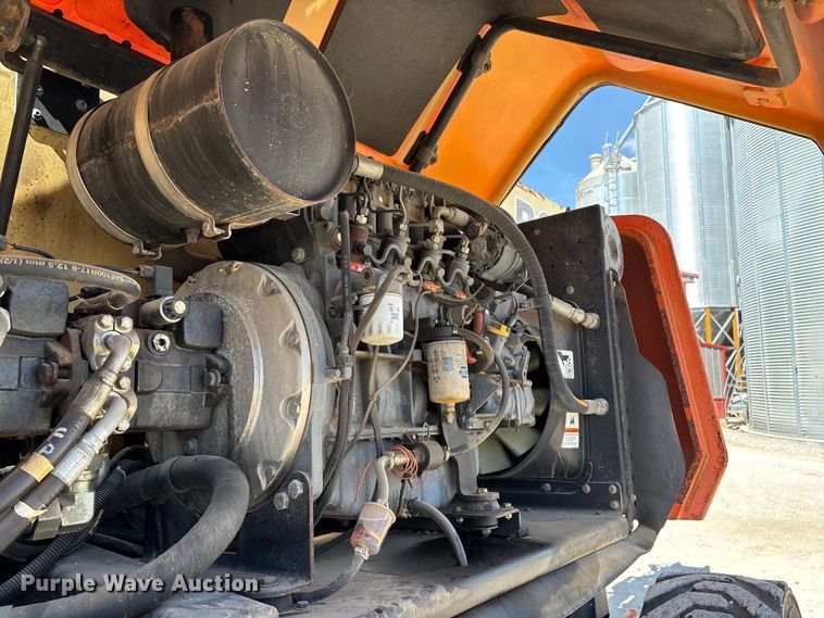 image for item EN5581 JLG 1250AJP boom lift