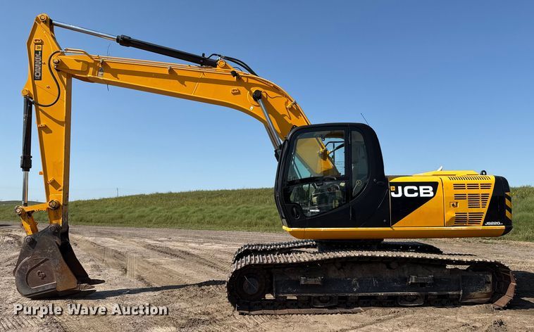 image for item EP0533 JCB JS220LC excavator