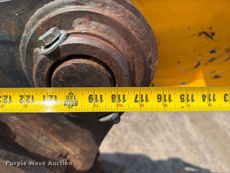 image for item EP0533 JCB JS220LC excavator