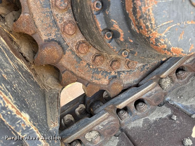 image for item EP0533 JCB JS220LC excavator