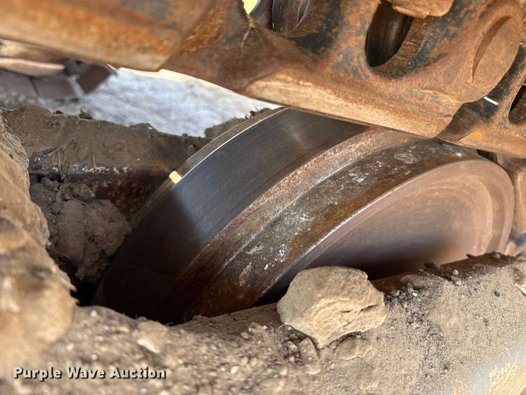 image for item EP0533 JCB JS220LC excavator