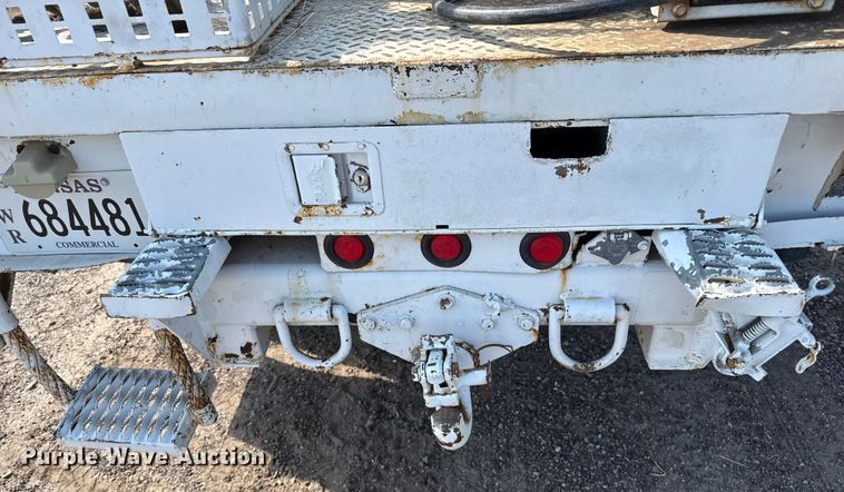 image for item EP0534 2003 Kenworth T300 digger derrick truck