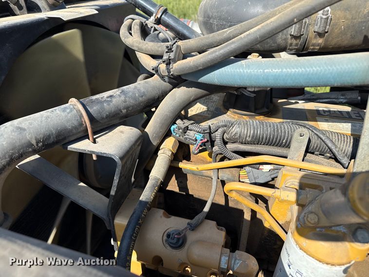 image for item EP0534 2003 Kenworth T300 digger derrick truck