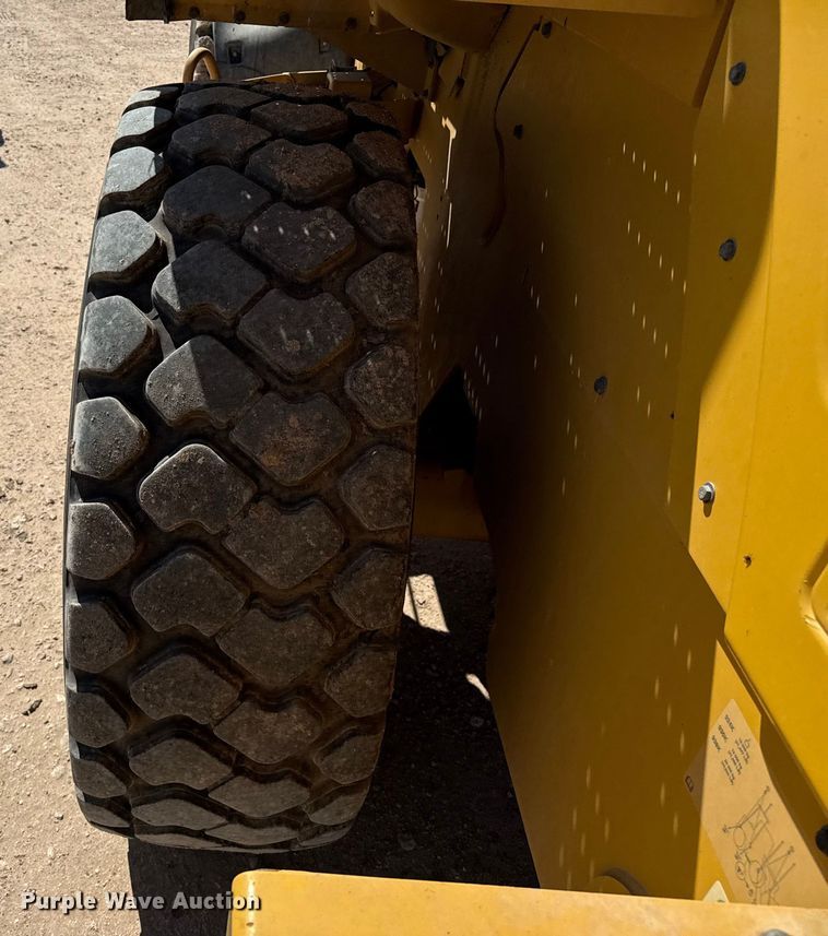 image for item EP0536 2013 Caterpillar 930K wheel loader