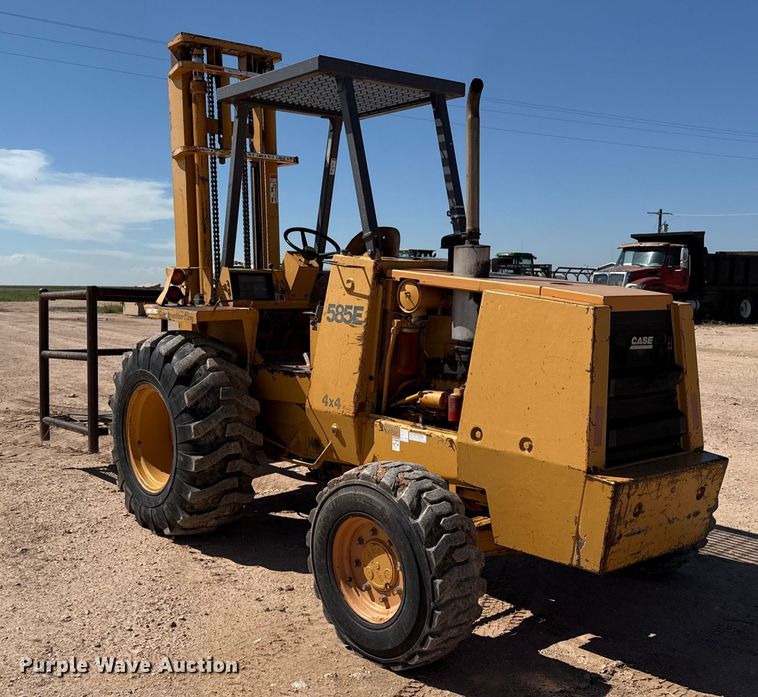 image for item EP0540 1997 Case 585E forklift