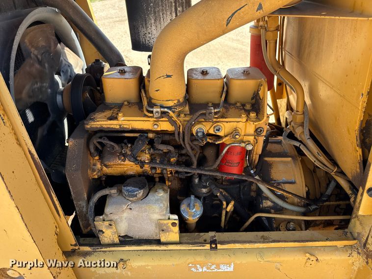 image for item EP0540 1997 Case 585E forklift