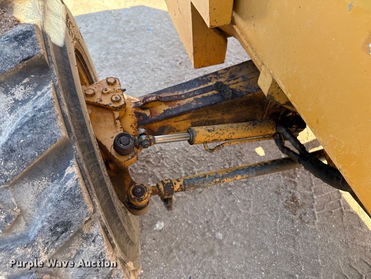 image for item EP0540 1997 Case 585E forklift