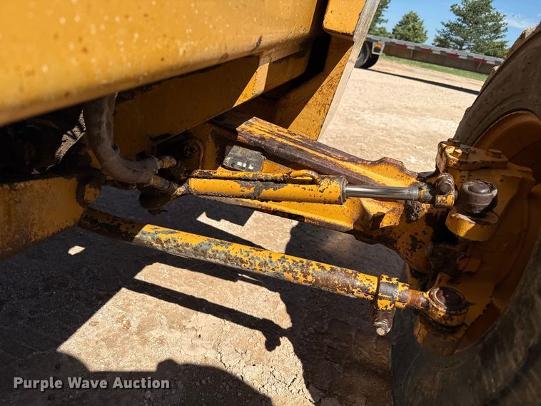 image for item EP0540 1997 Case 585E forklift