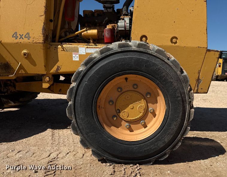 image for item EP0540 1997 Case 585E forklift