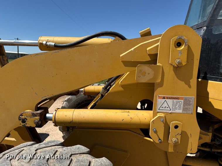 image for item EP0541 1998 Caterpillar 928G wheel loader