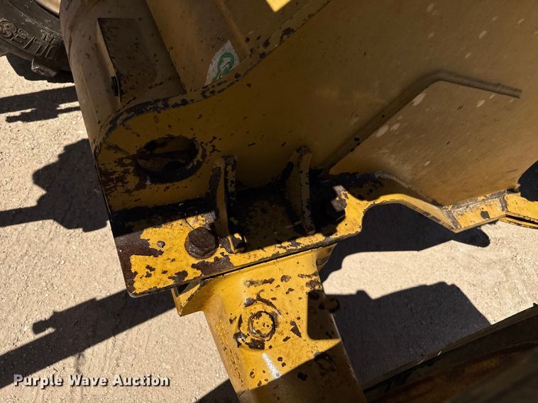 image for item EP0541 1998 Caterpillar 928G wheel loader