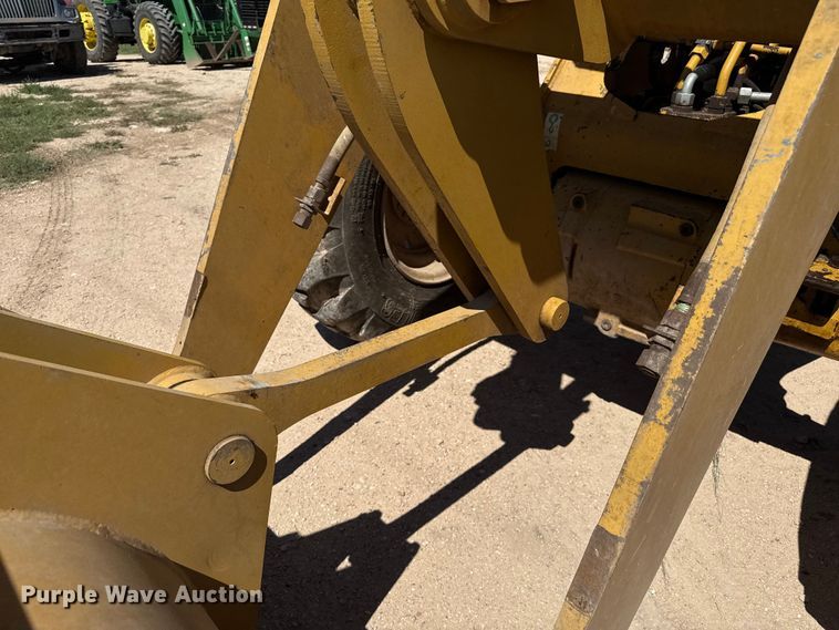 image for item EP0541 1998 Caterpillar 928G wheel loader