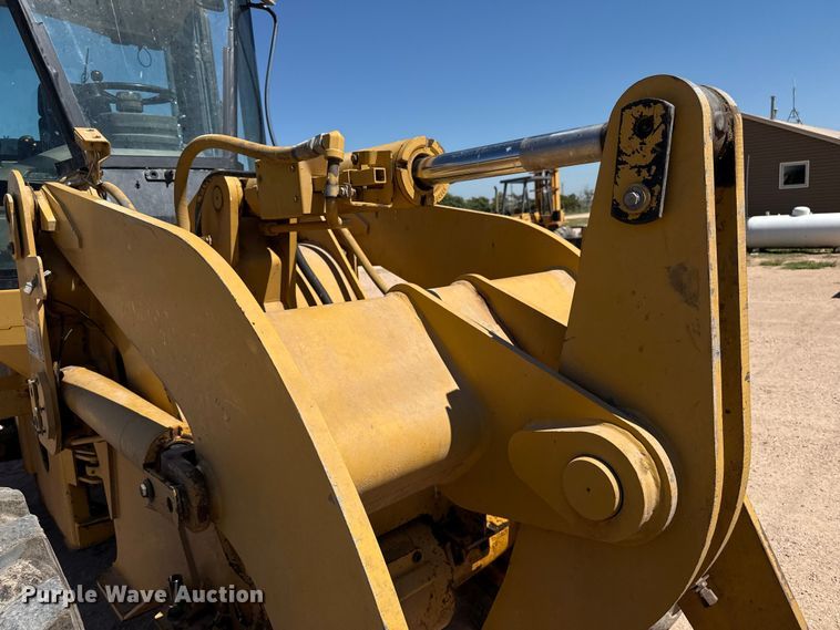 image for item EP0541 1998 Caterpillar 928G wheel loader