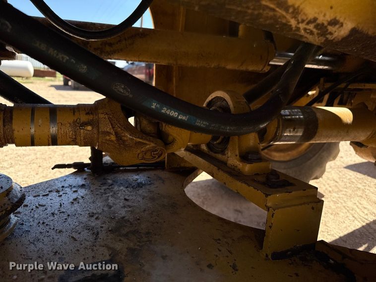 image for item EP0541 1998 Caterpillar 928G wheel loader