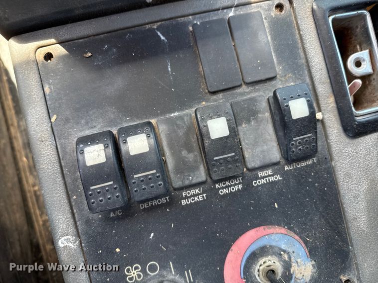 image for item EP0541 1998 Caterpillar 928G wheel loader