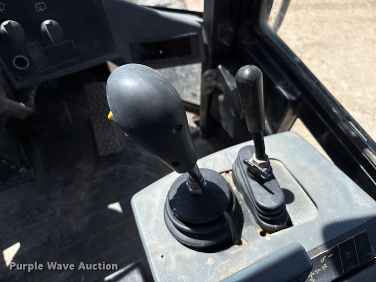 image for item EP0541 1998 Caterpillar 928G wheel loader