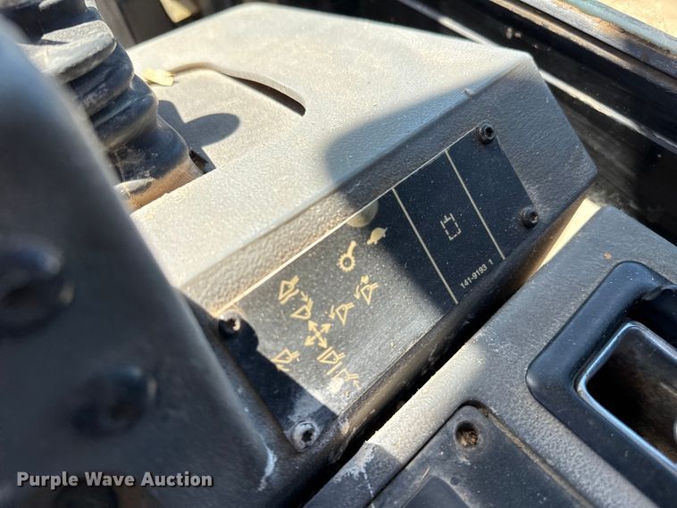 image for item EP0541 1998 Caterpillar 928G wheel loader