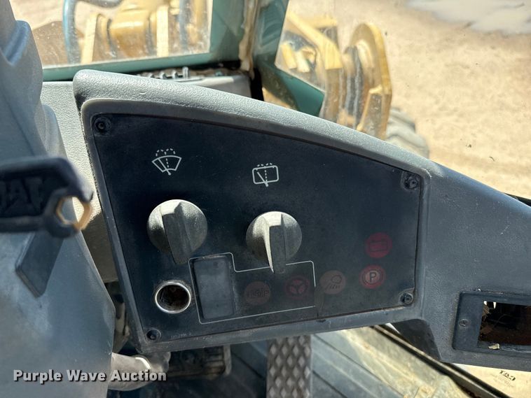 image for item EP0541 1998 Caterpillar 928G wheel loader