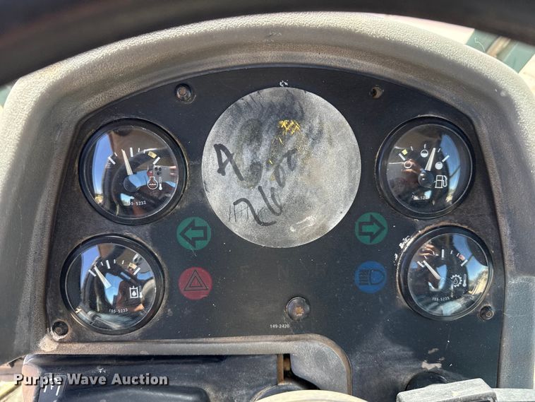 image for item EP0541 1998 Caterpillar 928G wheel loader