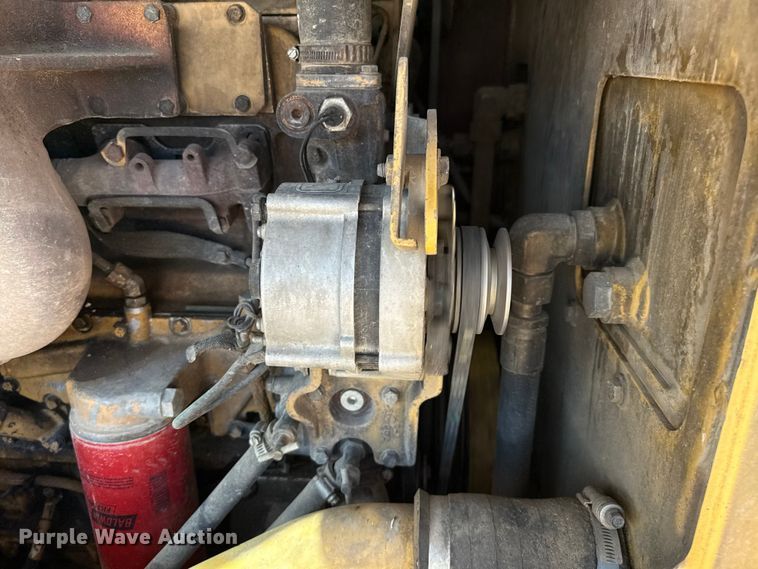 image for item EP0541 1998 Caterpillar 928G wheel loader