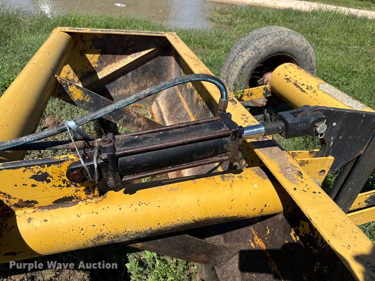 image for item EP0550 Garfield 10' W box blade