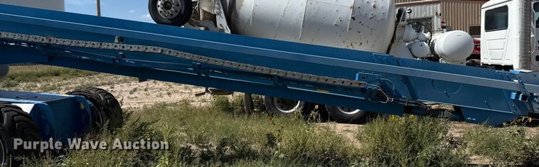 image for item EP0645 2012 Genie S-125 boom lift