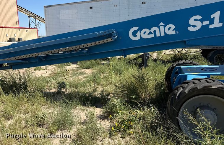 image for item EP0645 2012 Genie S-125 boom lift