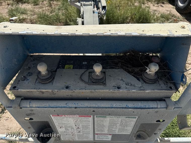 image for item EP0645 2012 Genie S-125 boom lift