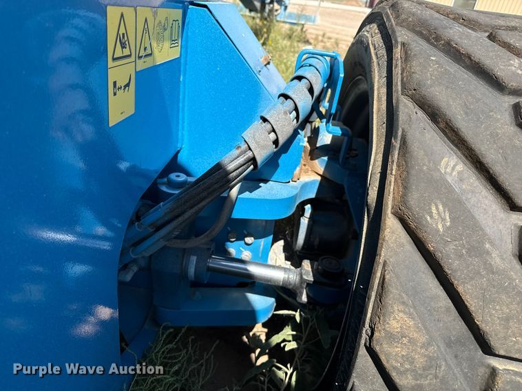 image for item EP0645 2012 Genie S-125 boom lift