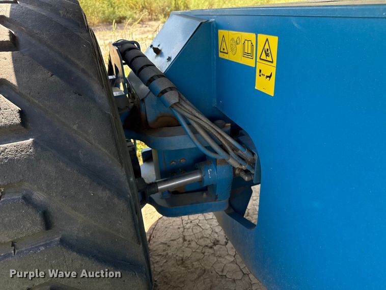 image for item EP0645 2012 Genie S-125 boom lift
