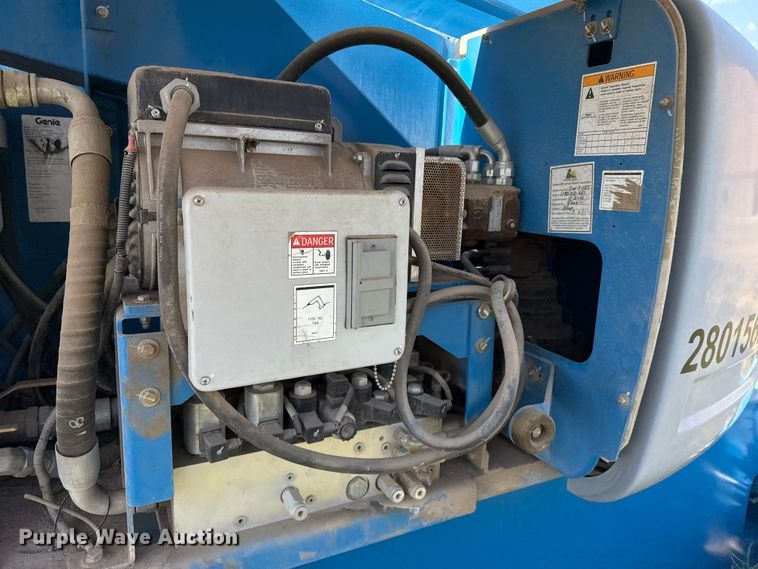 image for item EP0645 2012 Genie S-125 boom lift