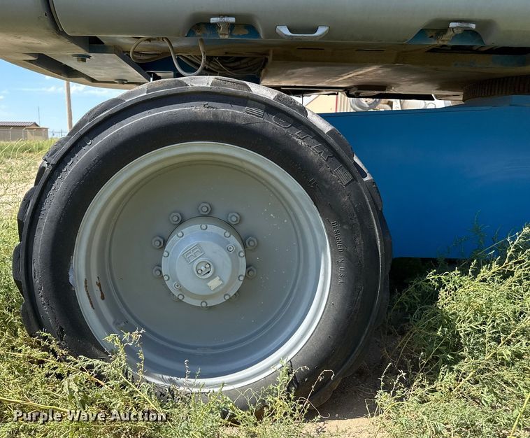 image for item EP0645 2012 Genie S-125 boom lift