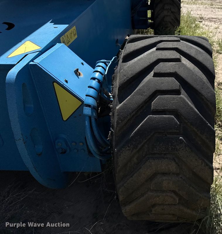 image for item EP0645 2012 Genie S-125 boom lift