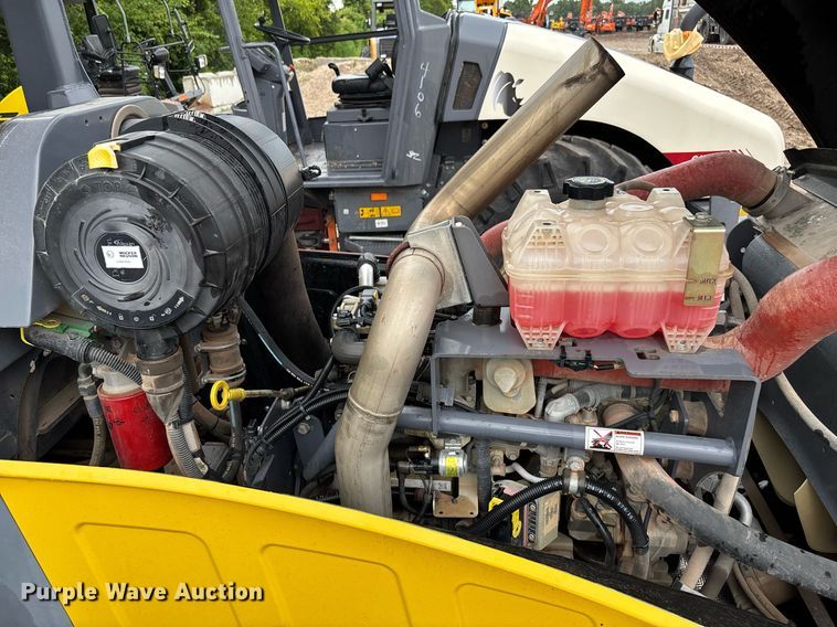 image for item EQ4055 2017 Wacker Neuson RC110 single drum vibratory roller