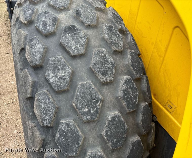 image for item EQ4055 2017 Wacker Neuson RC110 single drum vibratory roller