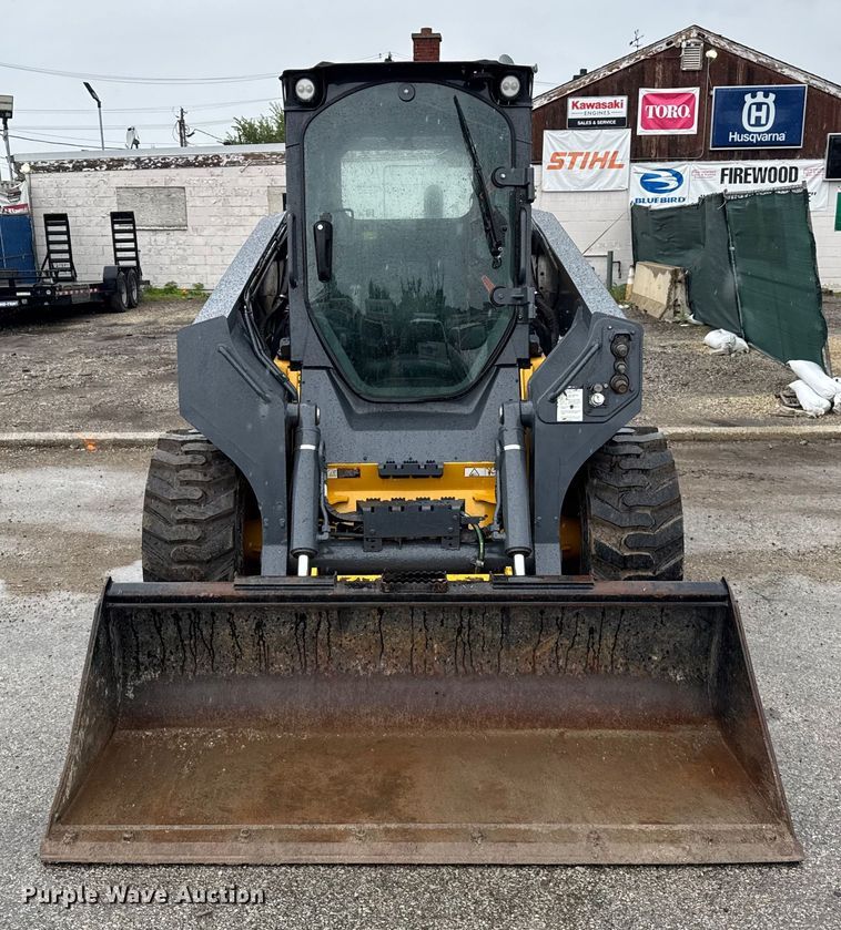 MINI CARGADOR SOBRE RUEDAS 2020 JOHN DEERE 330G