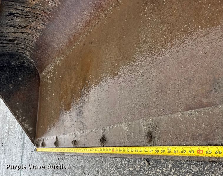 image for item ER0020 2020 John Deere 330G skid steer loader