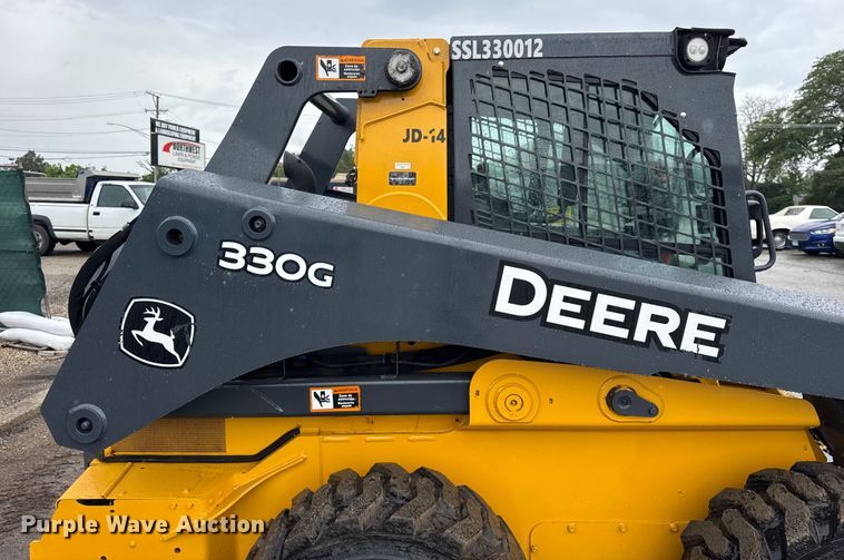 image for item ER0020 2020 John Deere 330G skid steer loader