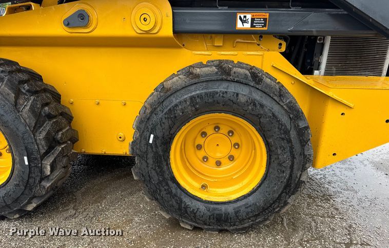 image for item ER0020 2020 John Deere 330G skid steer loader