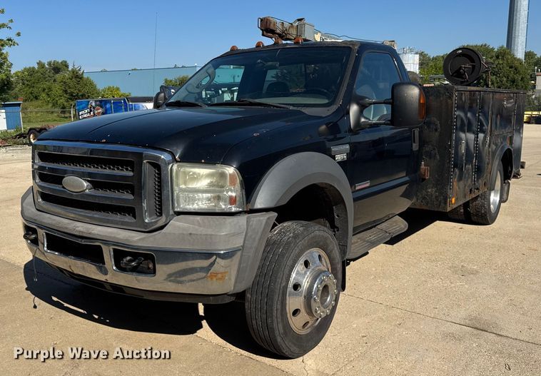 2005 Ford F550 Utility / Service Truck VIN: 1FDAF56PX5EB47551 Lot: 999311730