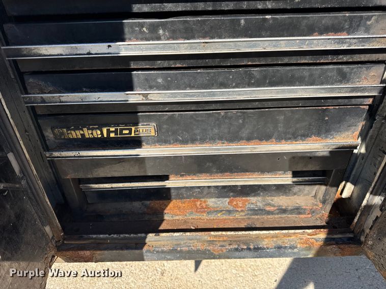 image for item ER0021 2005 Ford F550 utility / service truck