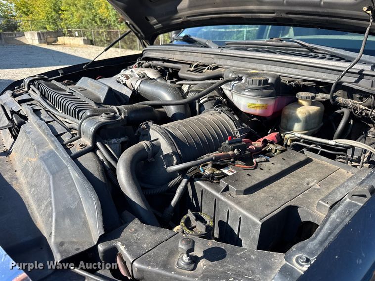 image for item ER0021 2005 Ford F550 utility / service truck