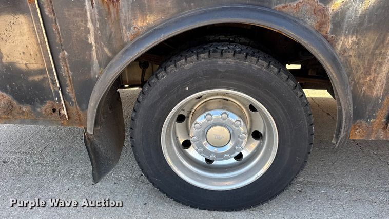 image for item ER0021 2005 Ford F550 utility / service truck